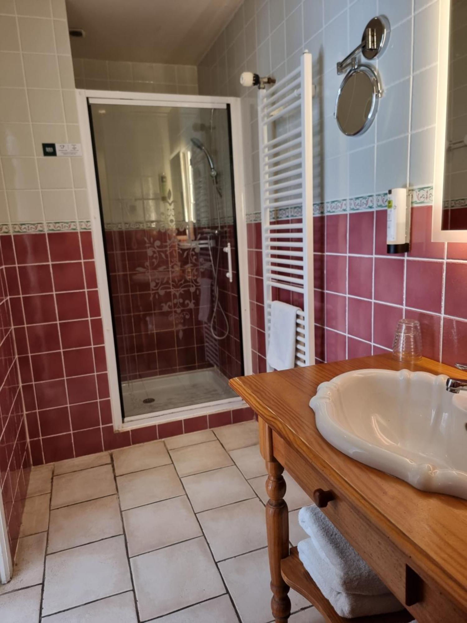 Le Relais Des Dalles - Hotel & Restaurant Sassetot-le-Mauconduit المظهر الخارجي الصورة