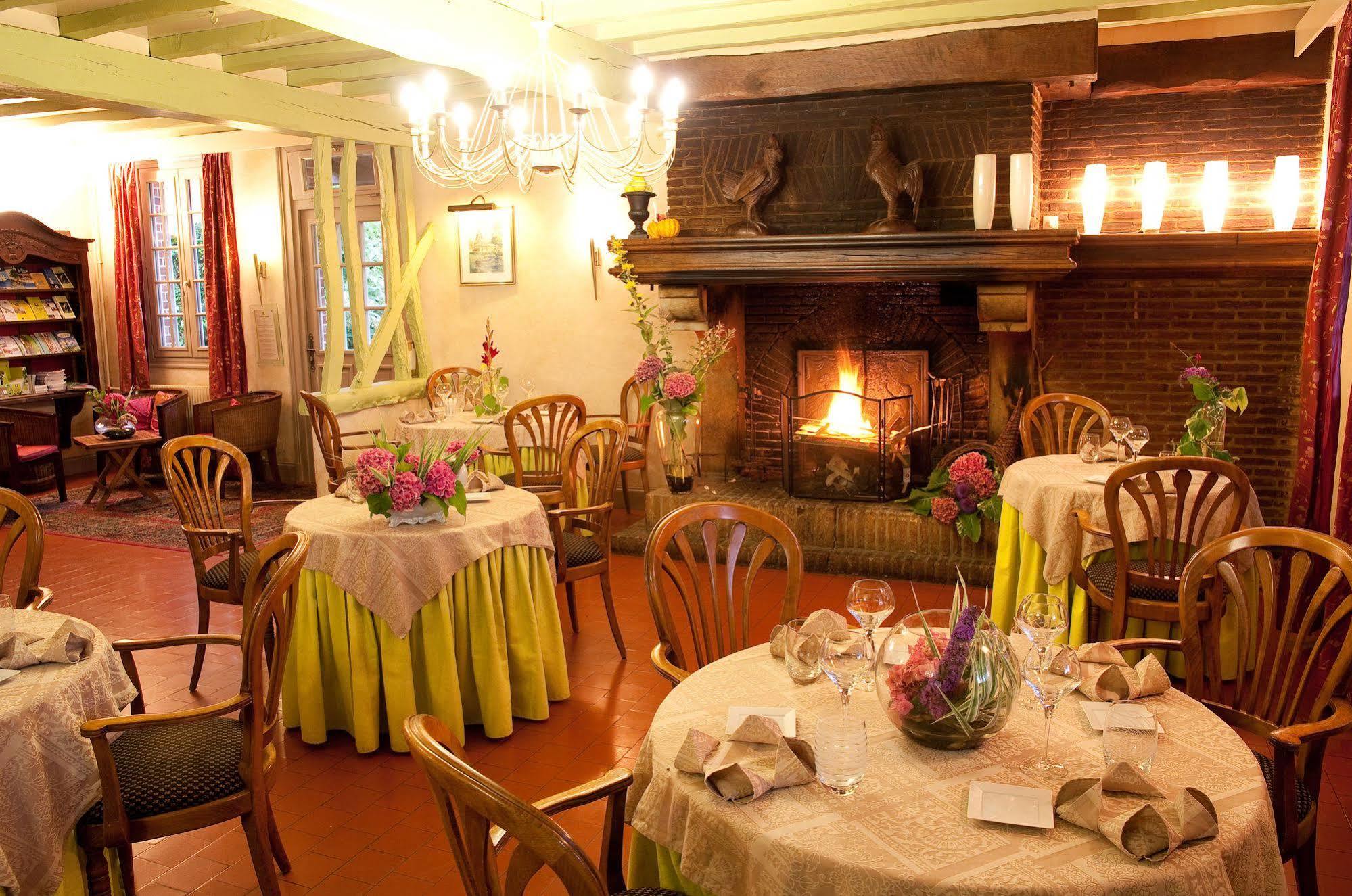 Le Relais Des Dalles - Hotel & Restaurant Sassetot-le-Mauconduit المظهر الخارجي الصورة